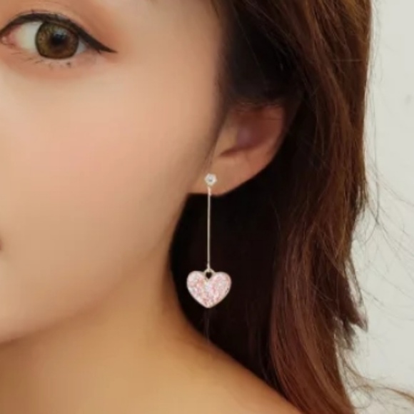 NWT Pink Glitter Heart Drop Earrings - Picture 3 of 4